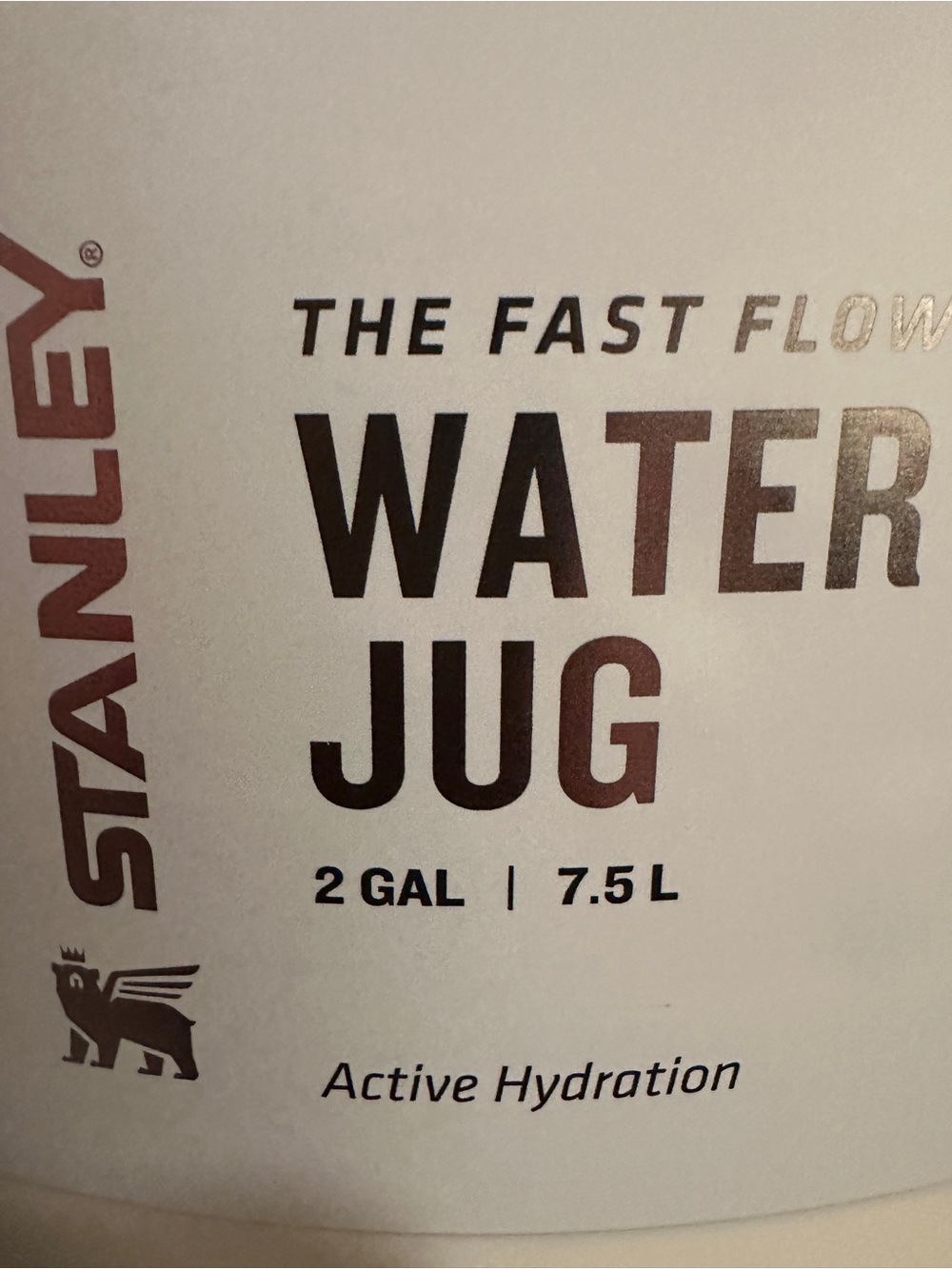 Stanley Cream and Blue 2 Gallon Fast Flow Water Jug - Picture 3 of 3